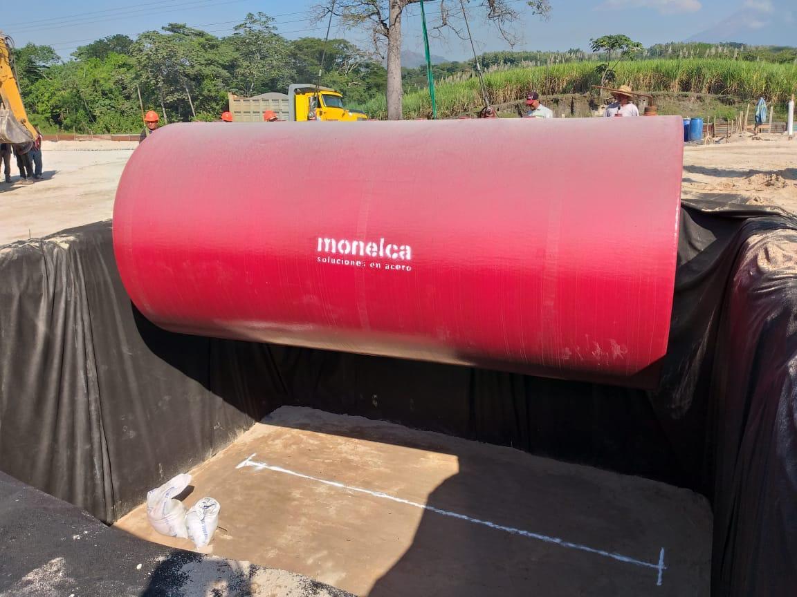 Instalación de tanques Monelca: posicionamiento del tanque